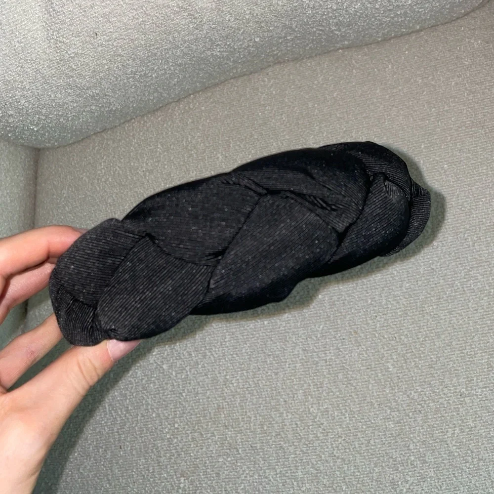 Revolve Lovers and‎ Friends Ingrid Braided Black Headband